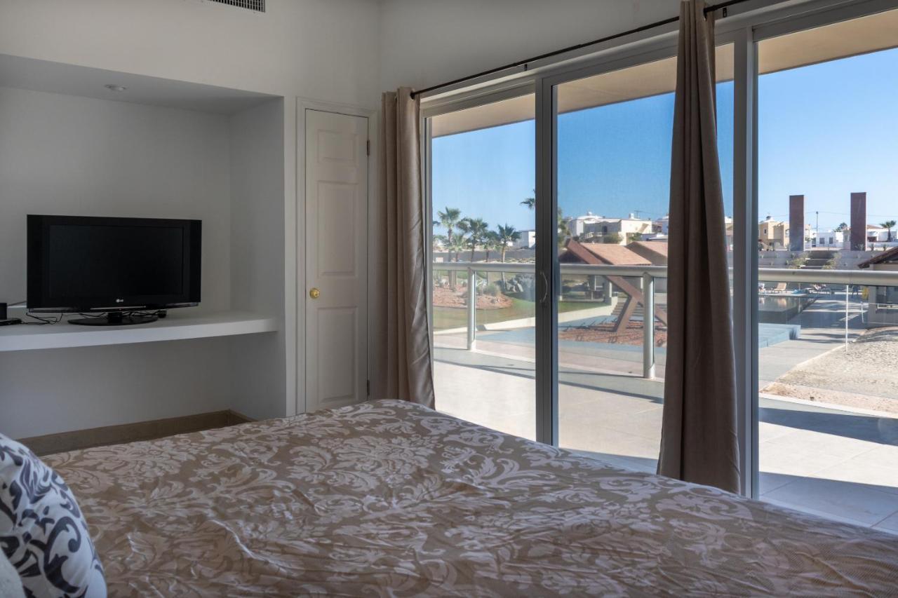 Tranquil Ground Floor Condo With Pool Access 푸에르토페나스코 외부 사진