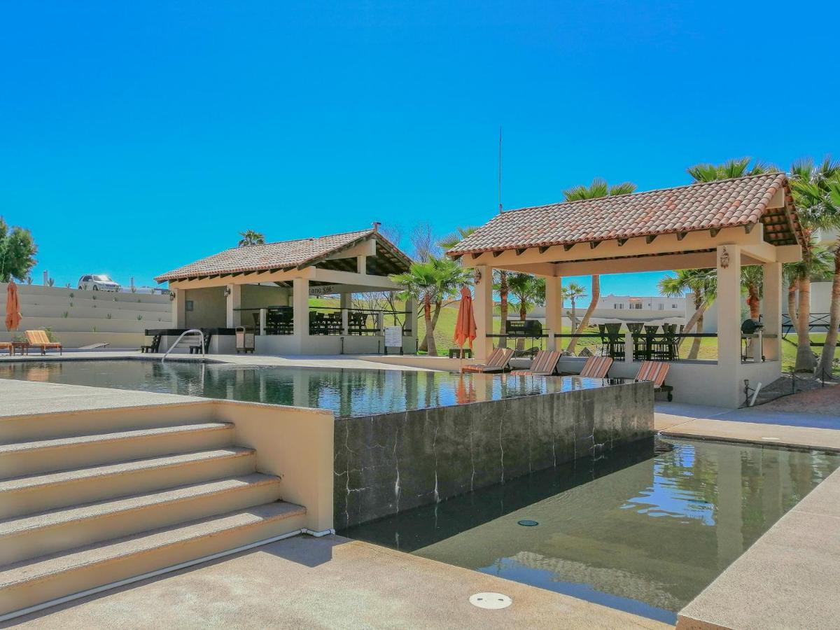 Tranquil Ground Floor Condo With Pool Access 푸에르토페나스코 외부 사진